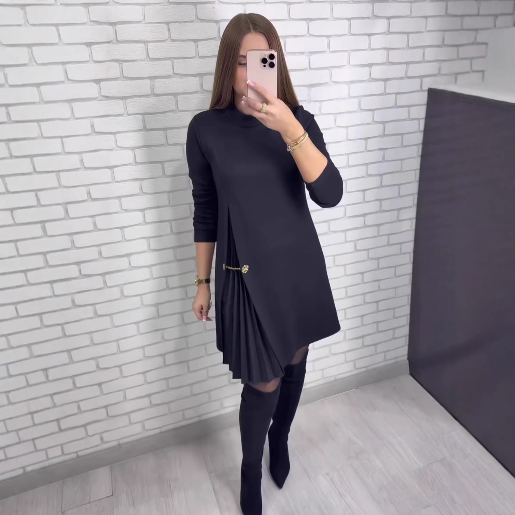 欧美亚马逊跨境外贸女装2025年秋新款纯色长袖压褶气质休闲连衣裙