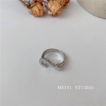 New Korean-Style Question Mark Ring with a Unique Creative Design, Simple and Elegant Geometric Jewelry for Women