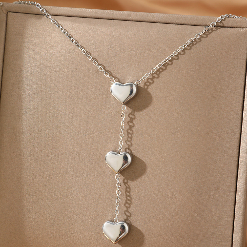 European and American Cross-border Fashion Stainless Steel Multi-love Design Pendant Necklace Simple Light Luxury All-match Titanium Steel Clavicle Chain