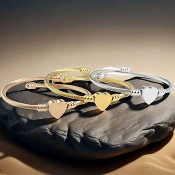 Trendy and Stylish Open-Ended Bracelet for Women, Woven Steel Wire Heart-Shaped Bracelet, Cable Line Titanium Steel Peach Heart DIY Bracelet