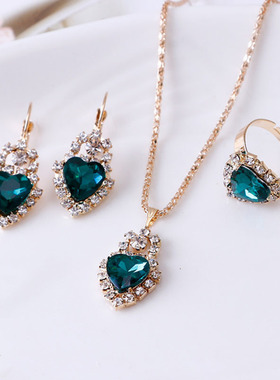 欧美时尚爱心形水晶吊坠锁骨项链耳环戒指三件套装桃心结婚新娘配