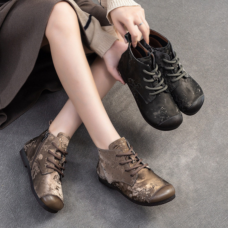 Boot Nữ Cổ Ngắn Phong C&aacute;ch Retro Vải Lụa Chiều Cao Đế Khoảng 2cm M&agrave;u N&acirc;u, Đen