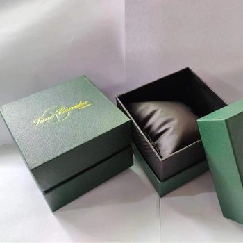 A generation of watch box gift box jewelry packaging box meter regulator adjustment removal tool leather strap accessories