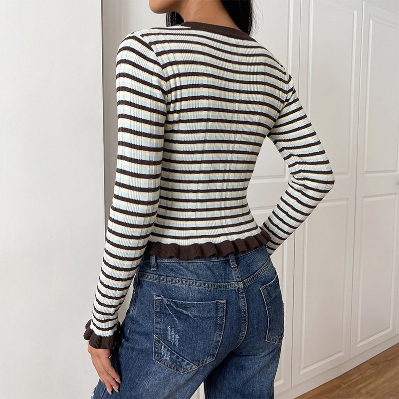 Retro Striped Short Sleeve Sweater Round Neck Flared Sleeves Casual Style Perfect for Spring and Fall Wholesale
