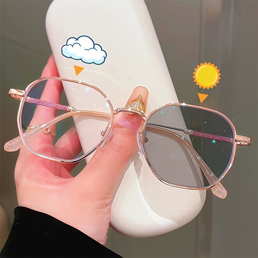 Fashionable Ultra-Light Photochromic Anti-Blue Light Plain Glasses for Women, Starlight Shimmering Metal Eyeglass Frames, Slimming Effect for Large Faces, Internet Celebrity Glasses