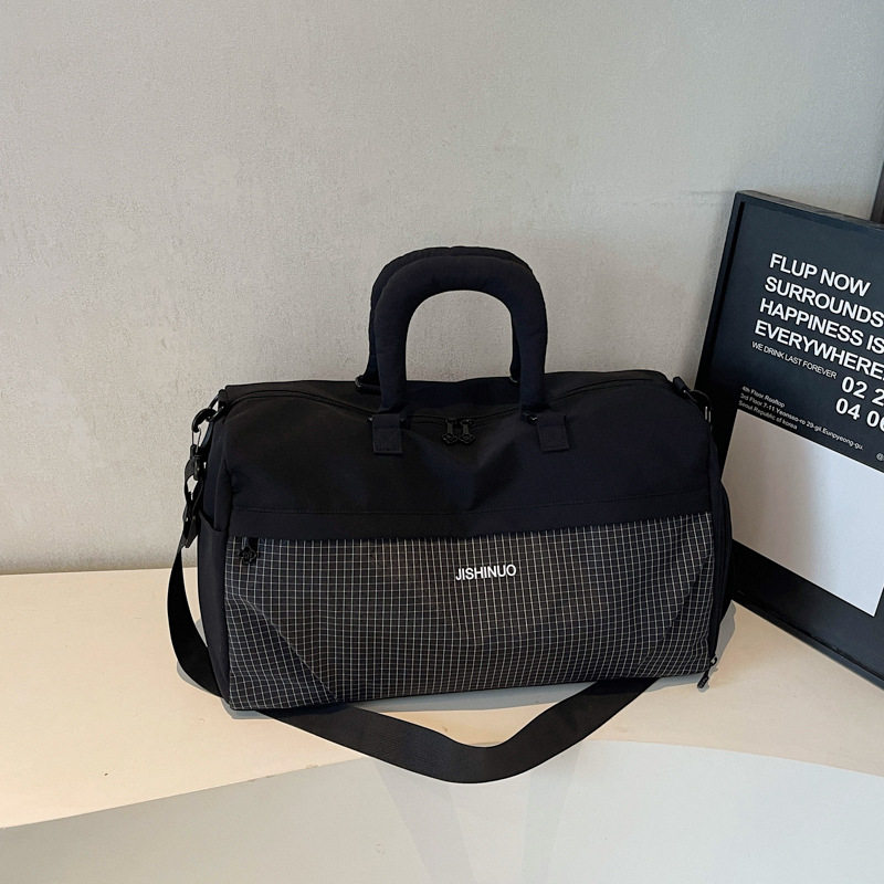 New Travel Bag, Large Capacity, Lightweight Sports Fitness Bag, Portable Shoulder Crossbody Bag, Can Be Used as a Trolley Suitcase Travel Bag