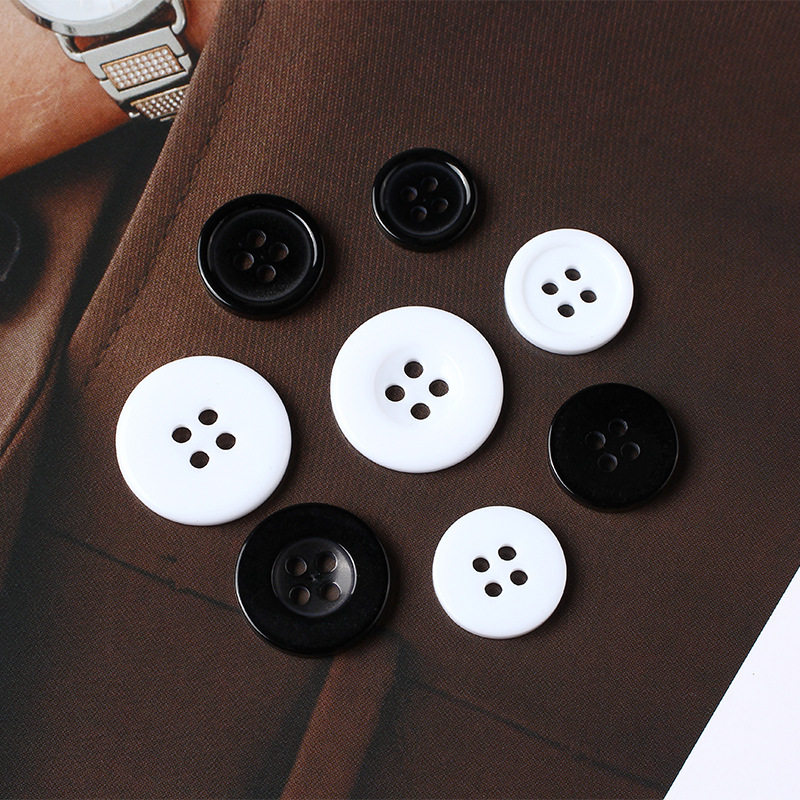 Mont four-eye wide-brimmed resin button shirt white black button sweater coat coat suit button wholesale