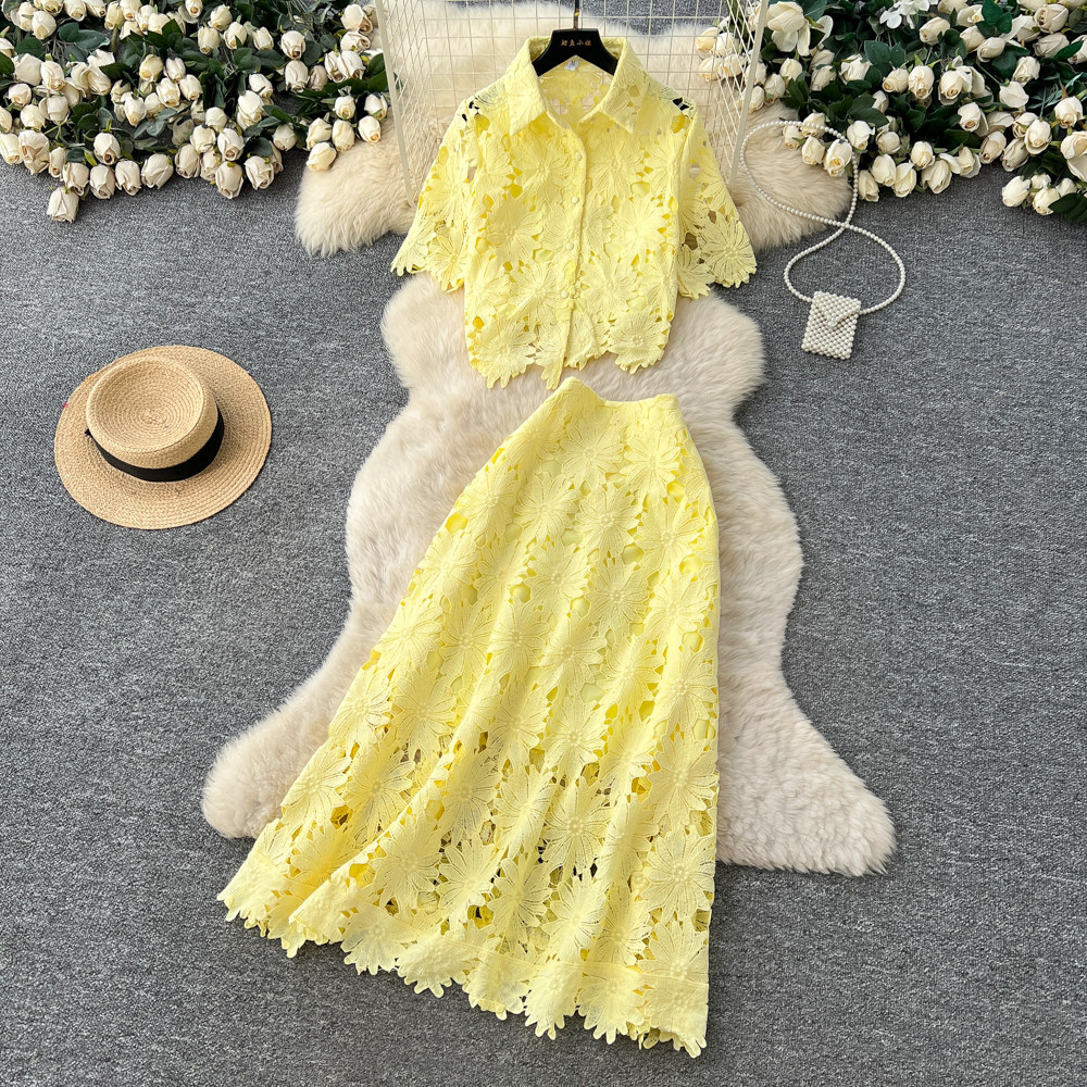 French Style Elegant Hollow Lace Two Piece Set Short Sleeve High Waist Fashionable for Spring and Autumn Wholesale