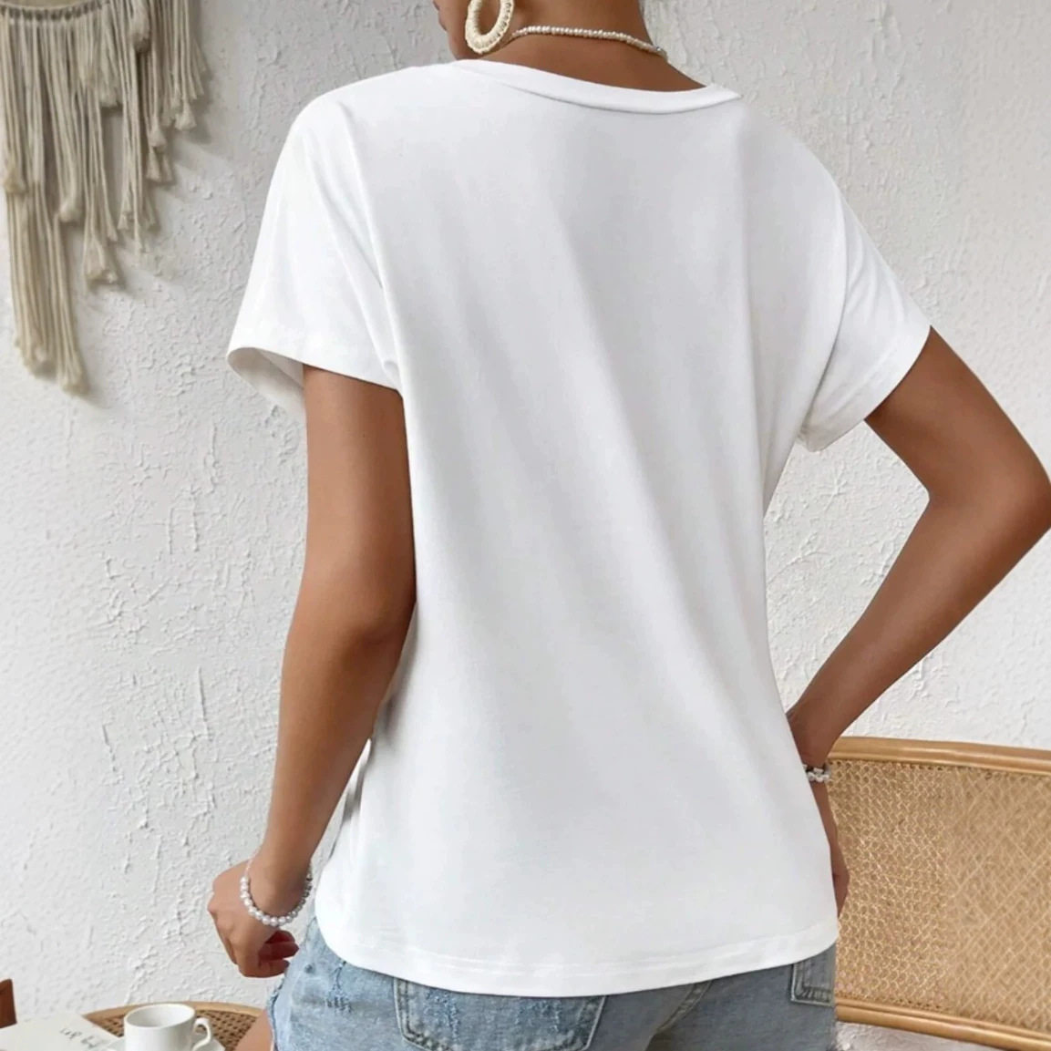 Womens Short Sleeve T Shirt Round Neck Simple Style Comfortable Fit Solid Color Spring Summer Collection