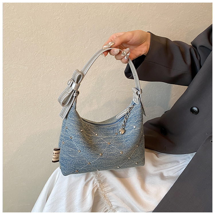 O1CN012pIYJc1yV4GSkjcZU !!2212088006583 0 cib