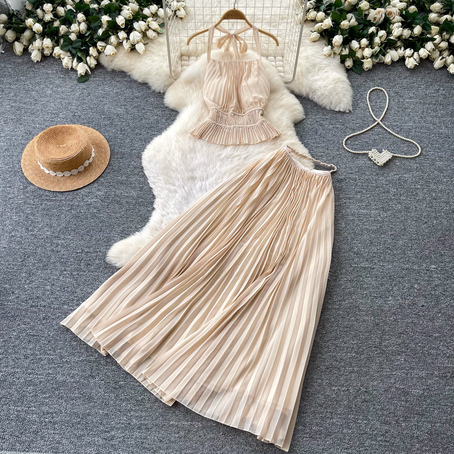 French Vacation Style Halter Neck Crop Top and Backless High Waisted Pleated Skirt Set Summer Fashion Slim Fit Elegant