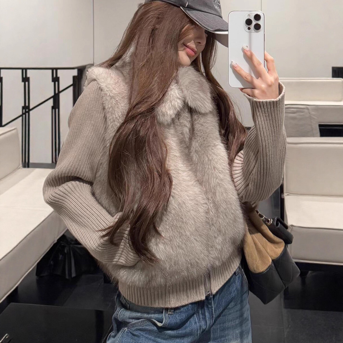 2025 Winter New Style Young Fashionable Environmentally Friendly Fur Outwear Women's Short Knitted Sleeves Detachable