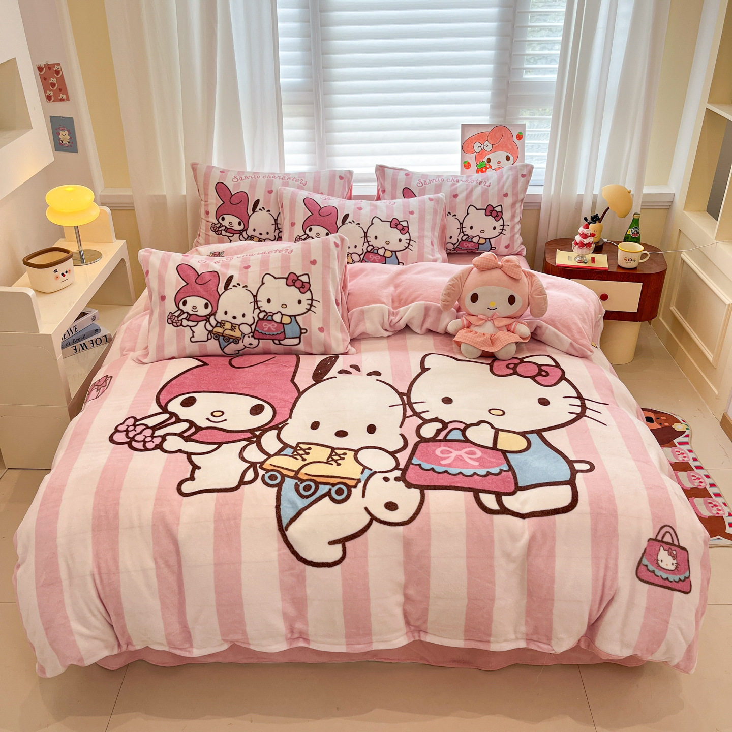 Sanrio Cartoon Winter Milk Velvet Bed Four-Piece Set Warm Fleece-Lined Bed Bed Sheets Quilt Cover Kidsren's Dormitory Three-Piece Set
