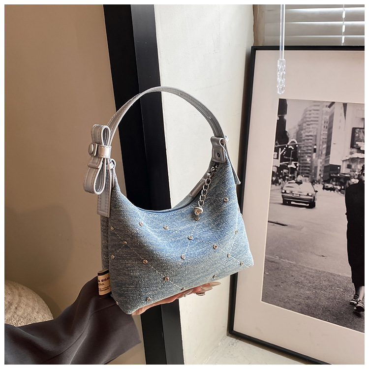 O1CN012sH7VJ1yV4GSJXOjg !!2212088006583 0 cib