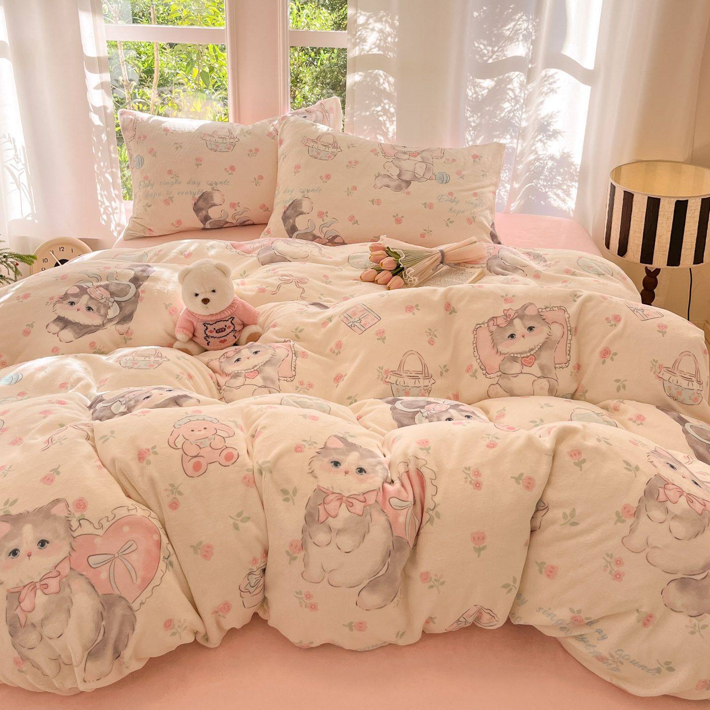 Winter Thickeneded Milk Velvet Bed Four-Piece Set Double-Sided Coral Velvet Quilt Cover Flannel Fleece-Lined Bed Bed Sheets Quilt Cover Three-Piece Set