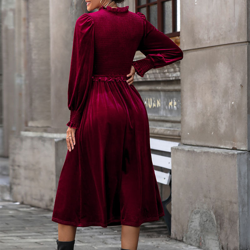 Red Velvet Long Sleeve Dress Elegant Design Autumn Winter Fashion Perfect for Parties and Events Wholesale Available