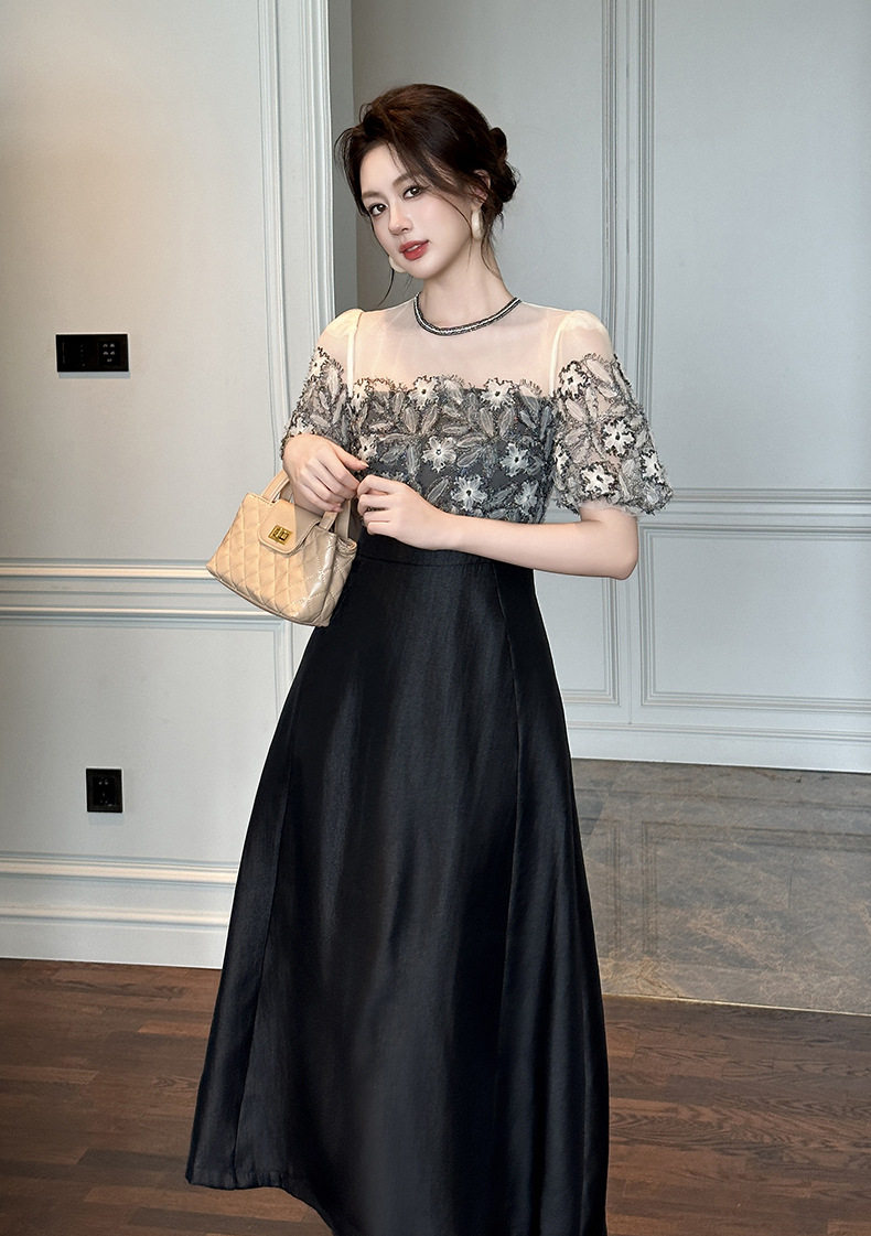 Đầm maxi nữ tay bồng cổ tròn, thiết kế ren viền cổ, dáng suông oversize, eo cao — [Đen] chi tiết 6