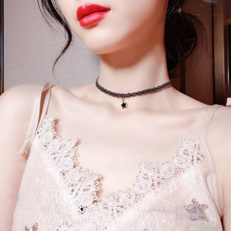 South Korea Black Sexy Collarbone Chain Simple Short Star Pendant Necklace Choker Collar Neck Band Neck Chain for Women