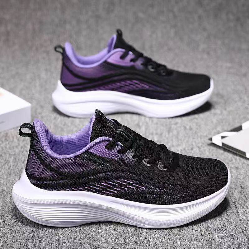 Sports Shoes New Spring and Summer Non-Slip Soft Sole Wear-Resistant Mesh Breathable Casual Shoes Casual Fashion Versatile Running Shoes