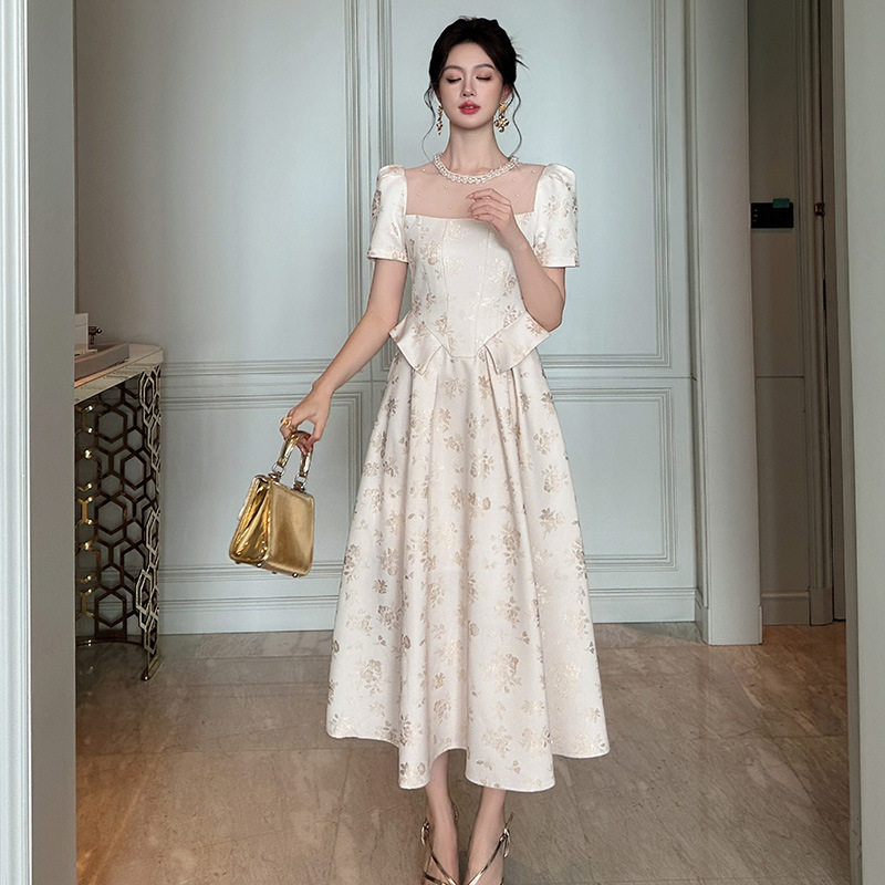 Đầm maxi nữ oversize tay ngắn cổ tròn họa tiết hoa nhí phong cách Pháp — [Màu hồng đào]