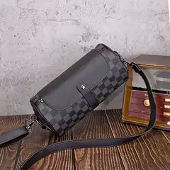 Personalized cylinder men's bag European and American fashion crossbody shoulder bag casual plaid messenger bag fashion brand commuter small shoulder bag