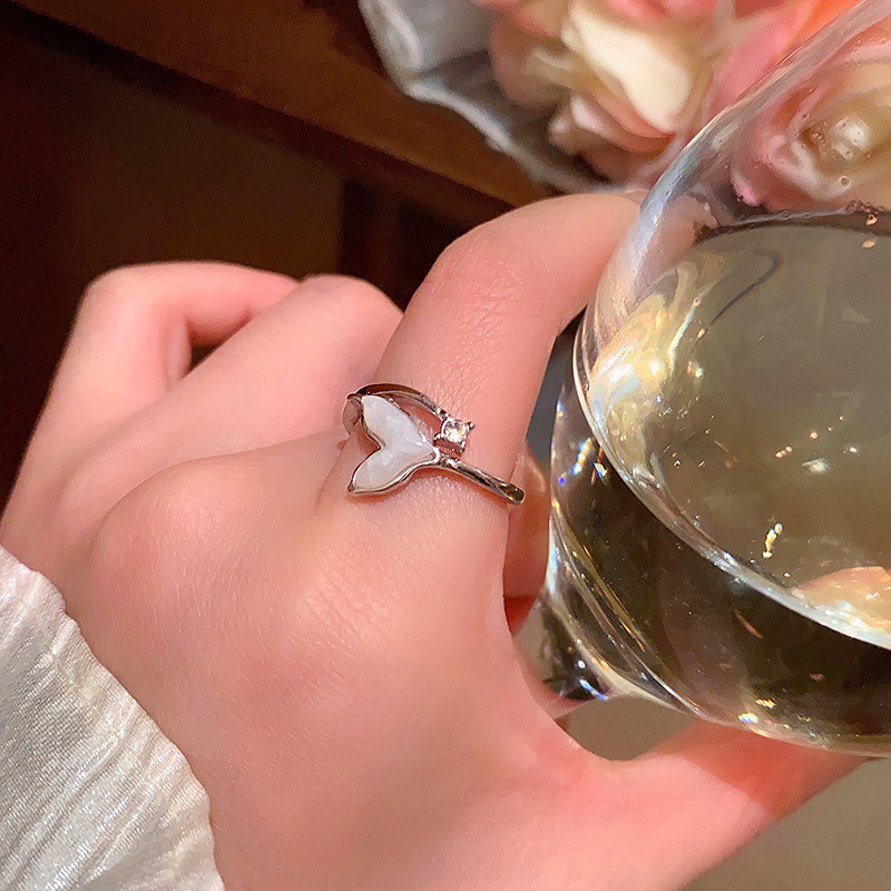 韩国轻奢高级感锆石珍珠戒指女复古小众设计蝴蝶结指环戒开口手饰