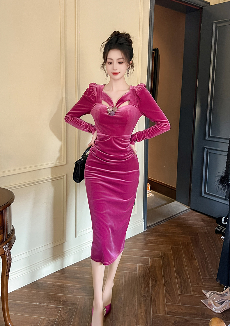 Đầm nhung ôm body cổ vuông khoét lỗ dáng dài nữ — Hoa violet