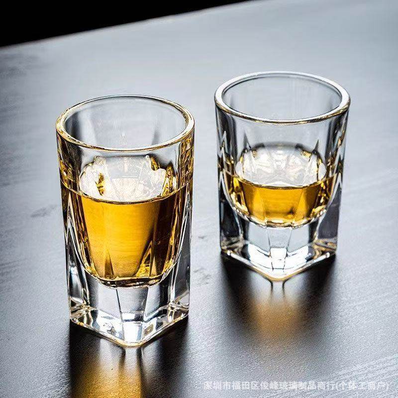 Chinese White Wine Glass 100ml Wine Glass 0.1kg Thickeneded Beer Glass Thick Bottom Square Glass Whiskey Glass