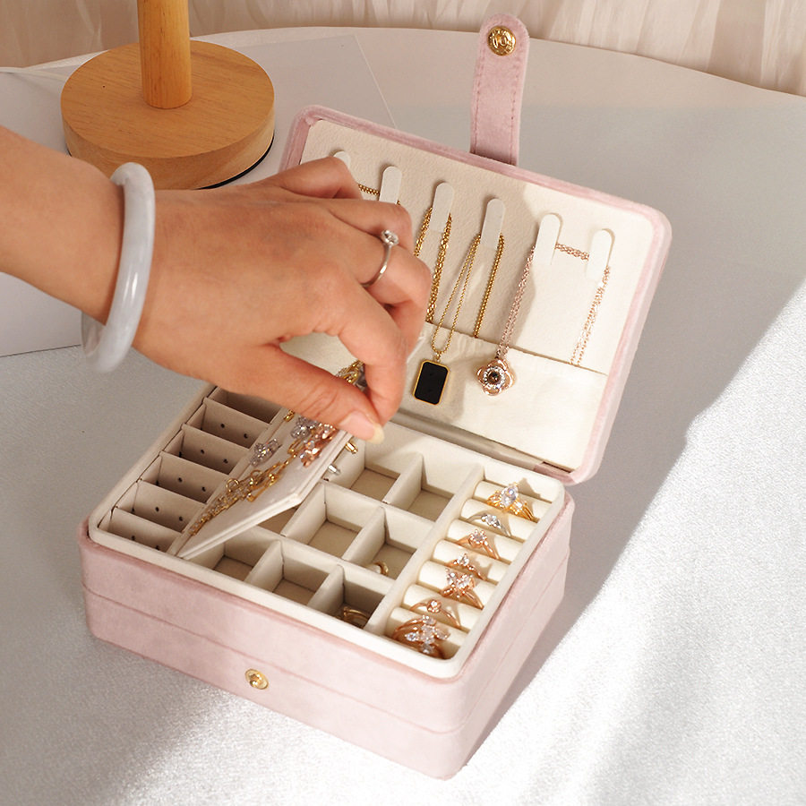 Light Luxury Jewelry Box, Large Capacity, High-End Portable Earrings, Necklaces, Rings, Jewelry Storage Box, Exquisite Anti-Oxidation