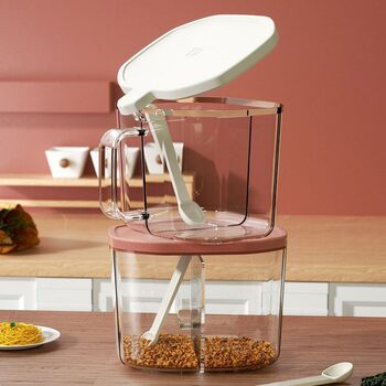 Lebo transparent thick PET with spoon Roman double-compartment seasoning box salt monosodium glutamate chicken essence kitchen dry seasoning box