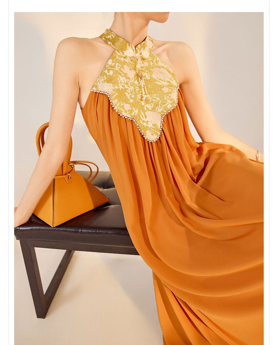 Đầm dài cổ đứng thêu họa tiết thanh lịch cho nữ — Màu mơ mây (cấp ngay trong ngày), Màu mơ mây (giao hàng trong 7 ngày), Terracotta Orange (Giao hàng trong 7 ngày)