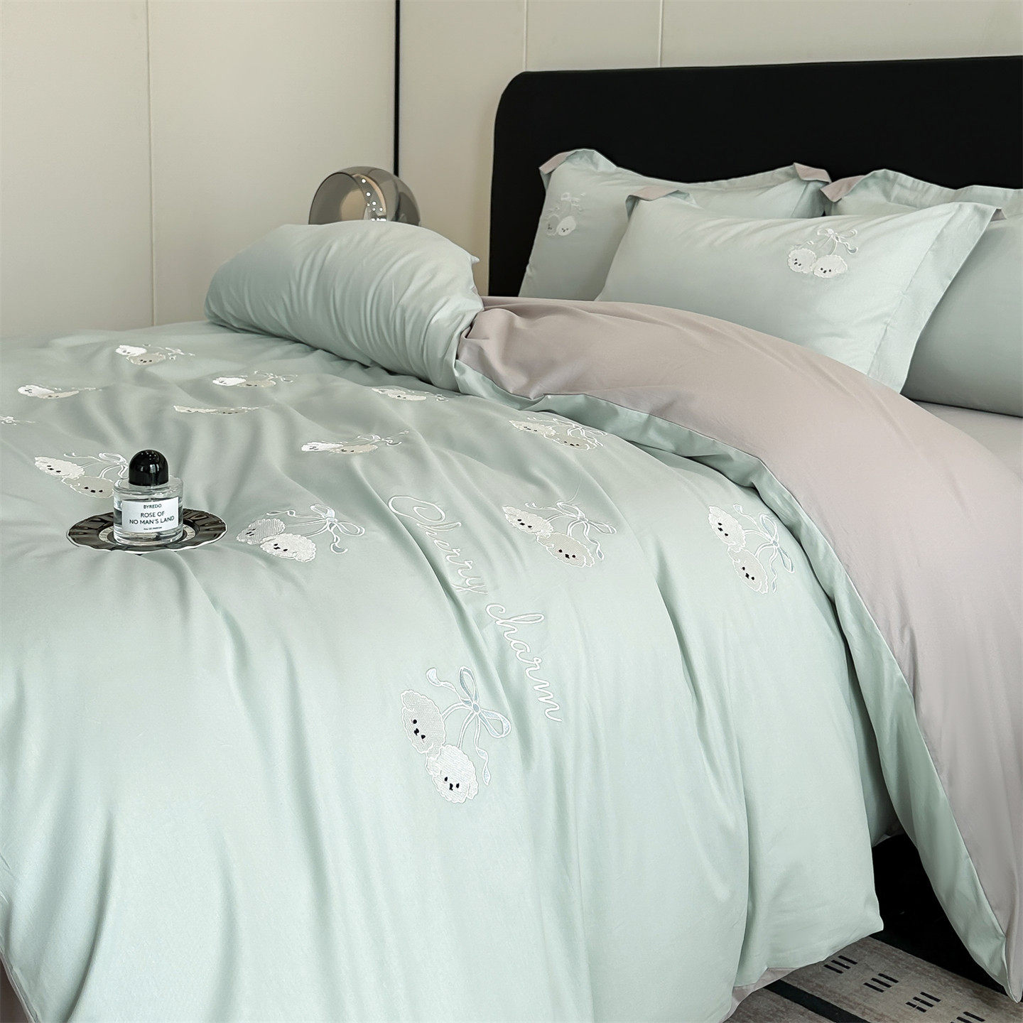 Mercury Home Textiles Casual Feng Shui Washed Brushed Four-Piece Set Pure Cotton Double Solid Color Quilt Cover Sheets and Fitted Sheet Set