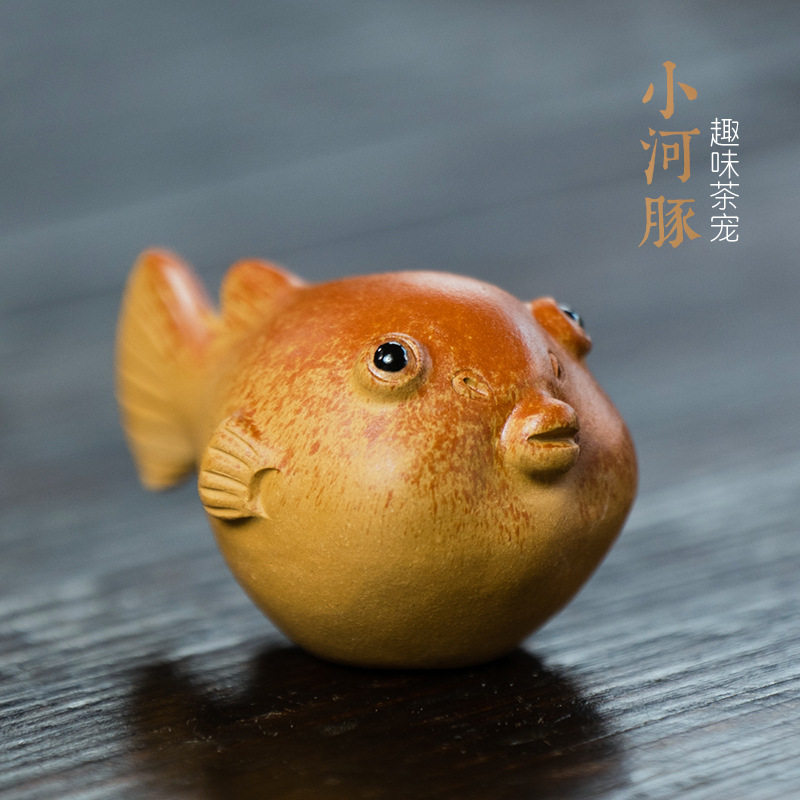 Yixing purple sand tea pet puffer fish ornaments pure sculpture creative marine life goldfish tea tray accessories can be raised Wholesale