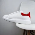 Red velvet tail