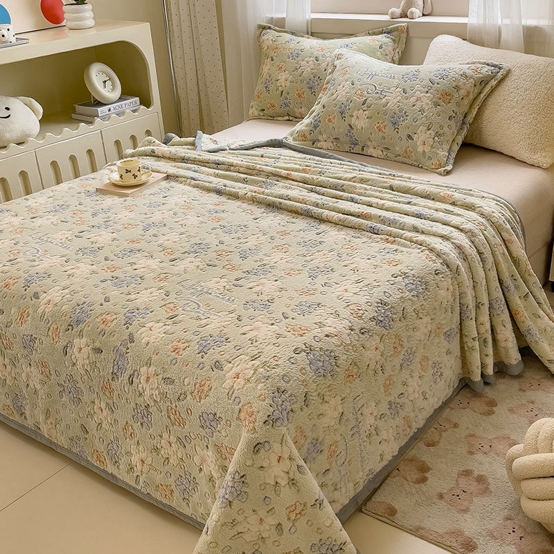 2025 Autumn and Winter Blanket Double-Sided Fleece Flannel Wholesale Single Dormitory Blanket Home Office Lunch Break Fleece Blanket