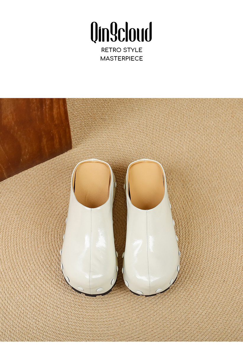 Mule nữ da bò mũi bọc đinh tán đế dày 6cm — màu đen, Màu trắng