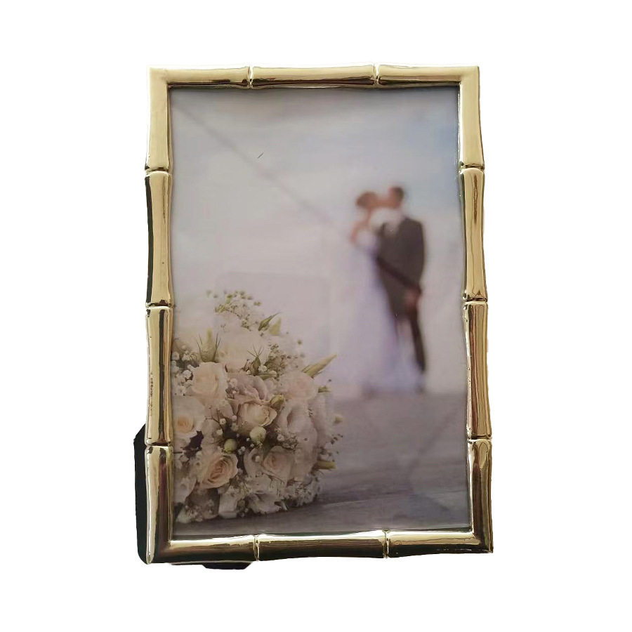 Manufacturer's Source: Fashionable European-Style Metal Photo Frame 6inch 7inch 10inch Bamboo-Patterned Tabletop High-End Artistic Decoration