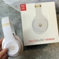 Flagship version third generation studio white