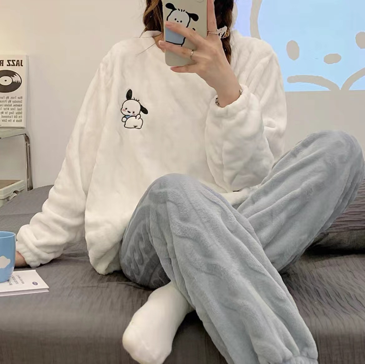 睡衣冬季女款珊瑚绒2025年新款冬天法兰绒秋冬家居服套装厂家直销