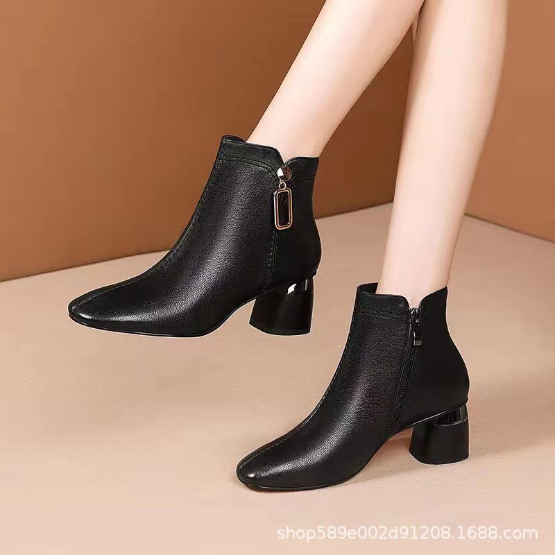 Boot Martin nữ cổ ngắn mũi vuông gót vừa khóa kéo bên — Đường viền đơn màu đen, Lớp lót nhung đen, Lớp lót nhung màu kaki, Màu kaki, một lớp lót.
