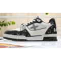 Velcro black and white