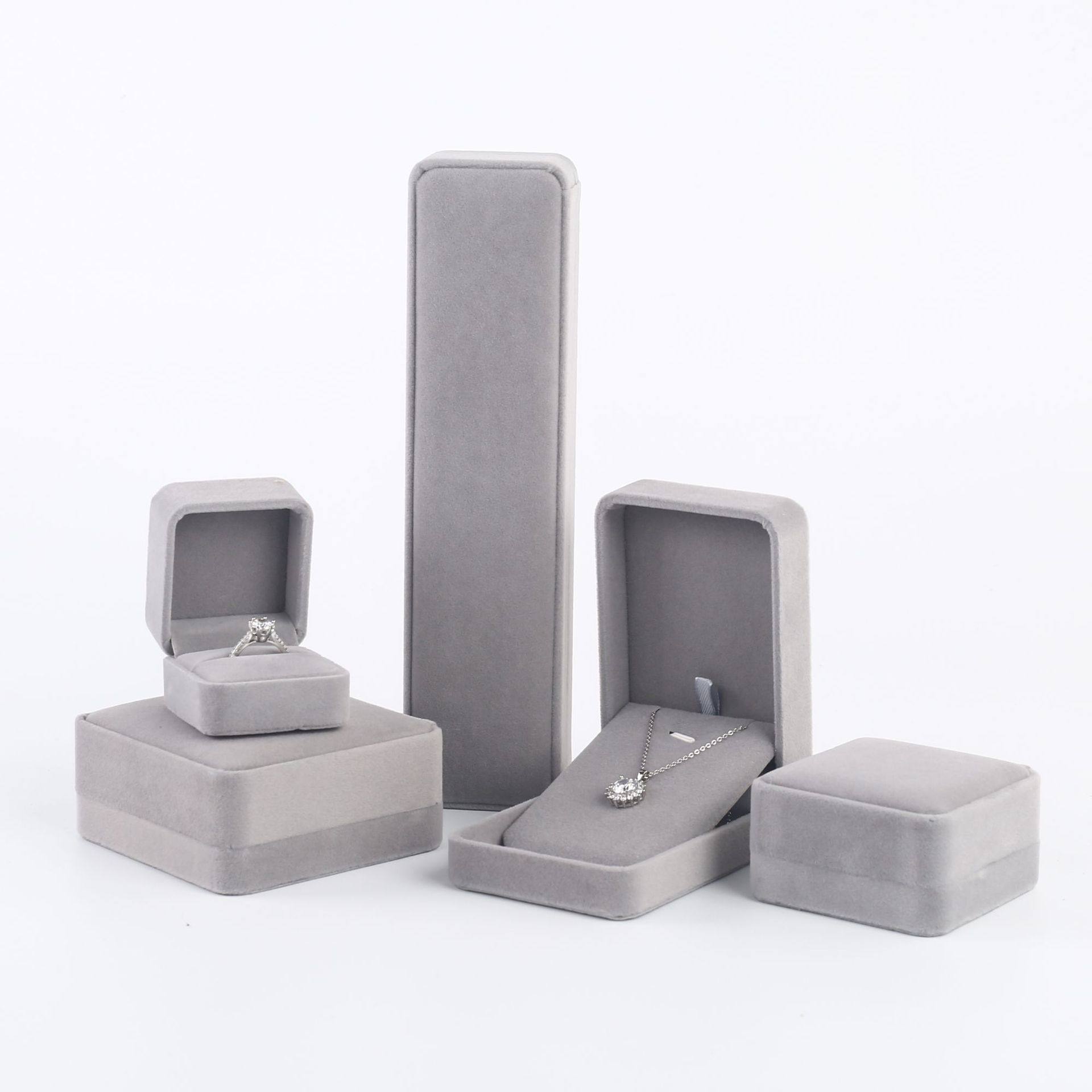 Round Flannel Jewelry Box Large Storage Necklace Earrings Bracelet Pendant Bracelet Jewelry Jewelry Ring Packaging Box