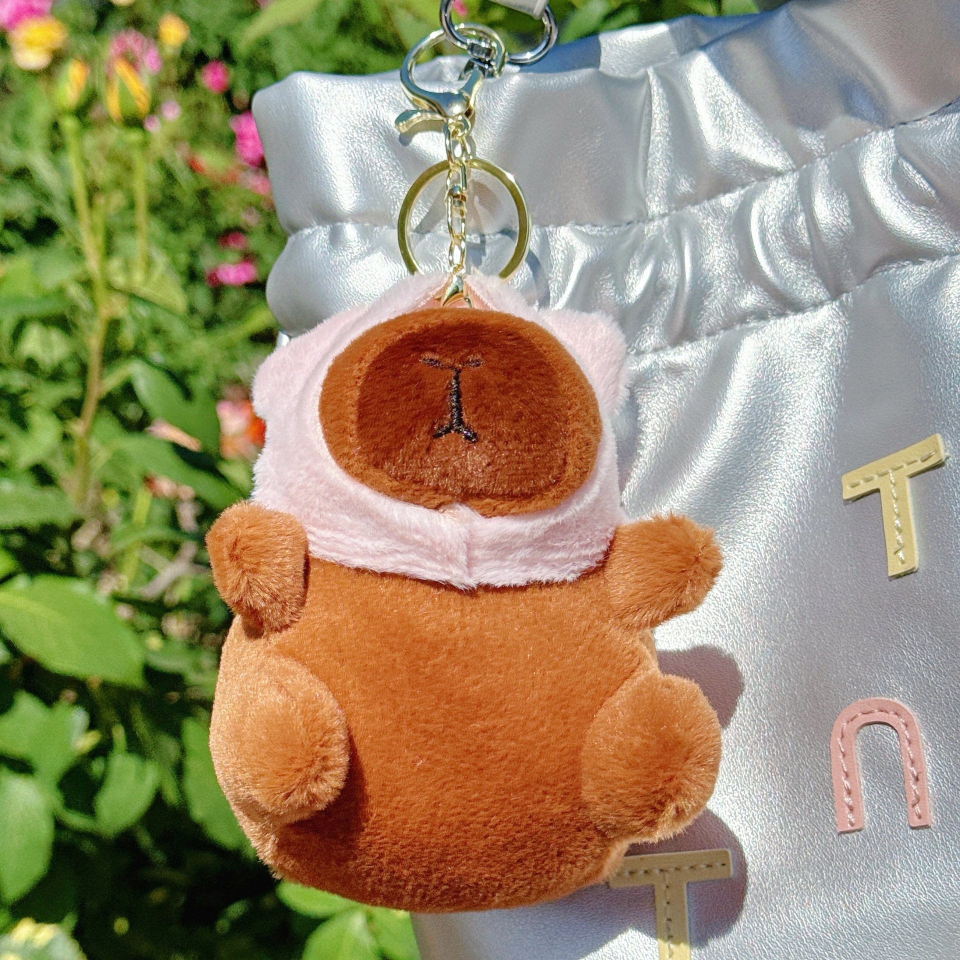 可爱卡皮巴拉公仔水豚鼠毛绒玩具玩偶钥匙扣书包挂件抓机娃娃批发