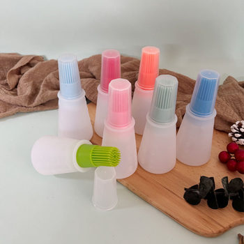 Silicone Oil Pot Brush with Graduated Lid Environmentally Friendly Barbecue Brush Oil Bottle Outdoor Multi-Functional Oil Pouring Baking Barbecue Brush