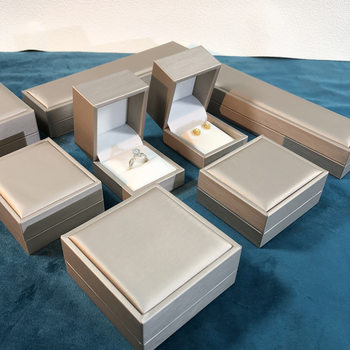 Factory Direct Sales Thick Edge Brushed Pu Leather Jewelry Box Pearl Jewelry Box Ring Box Pendant Box Bracelet Box Earring Box