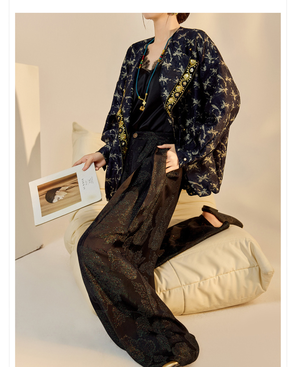Áo khoác cardigan dệt kim thêu họa tiết hình học dáng ngắn tay dài — Màu trắng nhạt, Màu xanh hải quân
