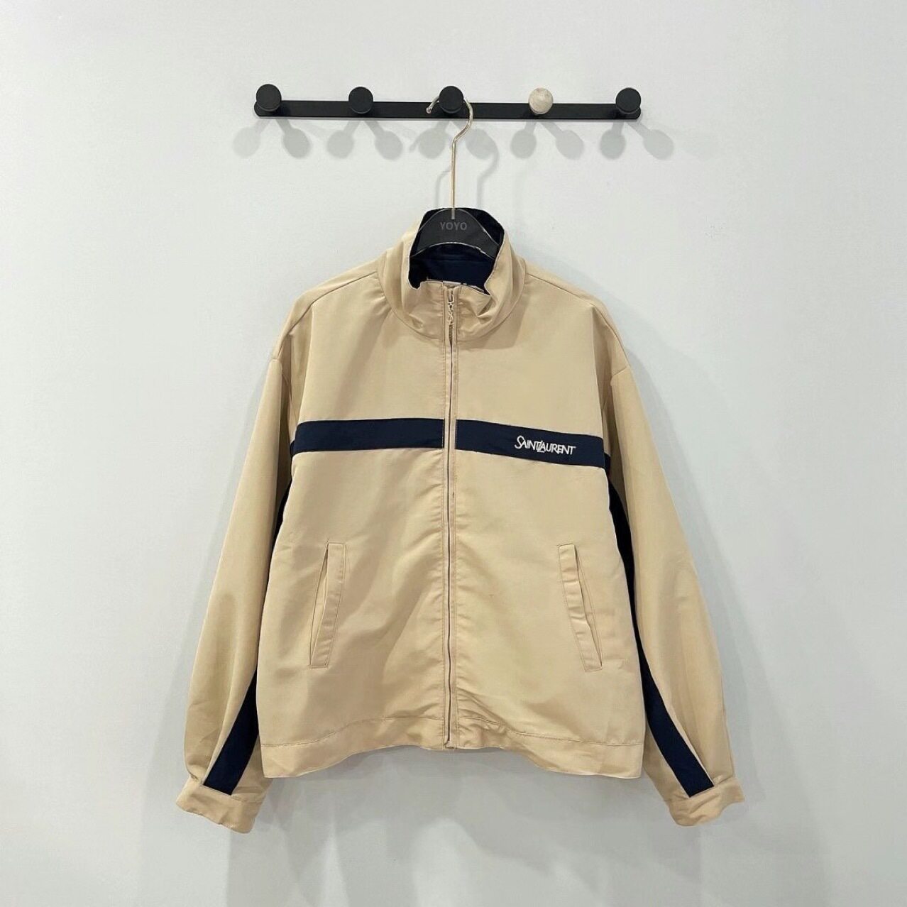 แจ็กเก็ตปักตัวอักษรหลากสีคุณภาพสูง 26ss 2Y สำหรับผู้หญิง สินค้าขายส่งข้ามพรมแดนรุ่นใหม่