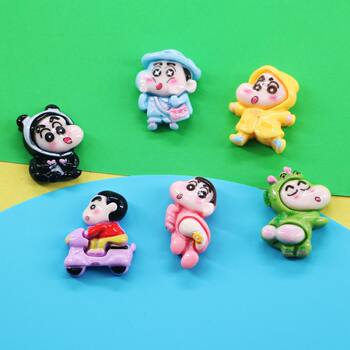 New funny crayon small new DIY resin jewelry hole shoes refrigerator magnets fan small ornaments source factory delivery