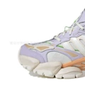 Light purple off-white ih7802