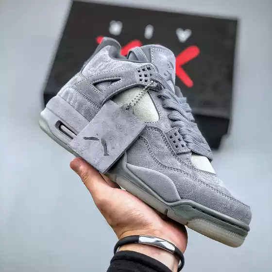 High-End Version Aj4 Suede Gray Basketball Shoes for Men, Thick-Soled Air-Cushioned Casual Sports Shoes for Women, High-Top Kaws Glow-In-The-Dark Trendy Shoes